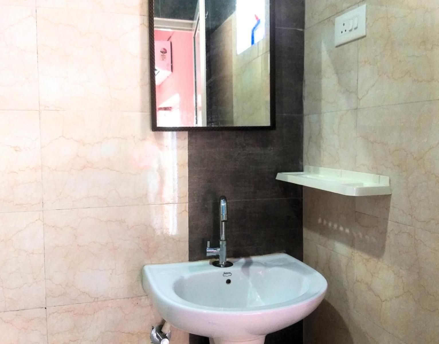 Aym Yoga Resort Arambol Goa Kültér fotó